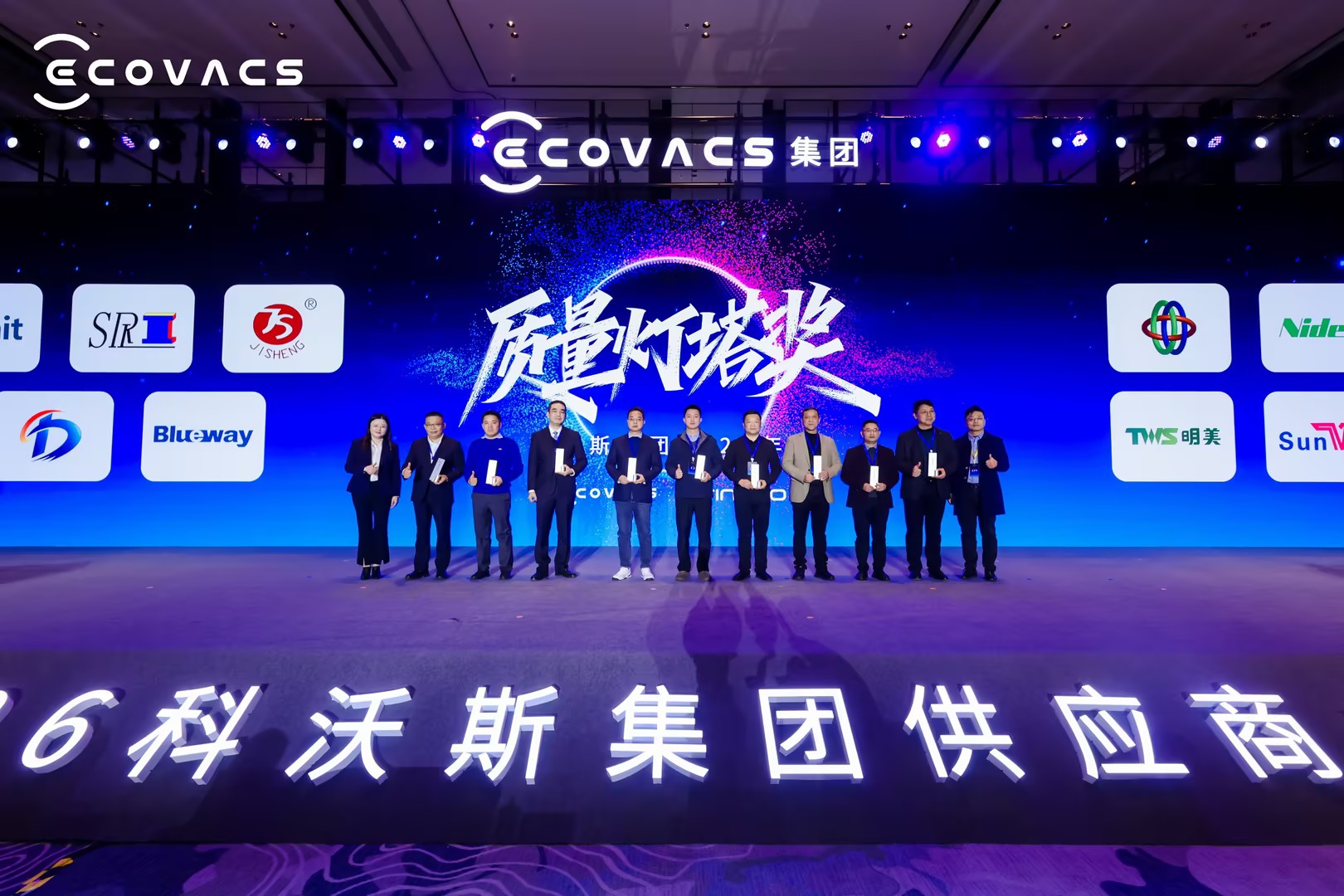b8af8006-d734-4696-afce-97730dfbb1d1.jpg